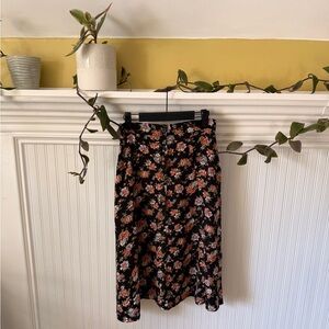 Vintage Floral Skirt (with pockets!) - small